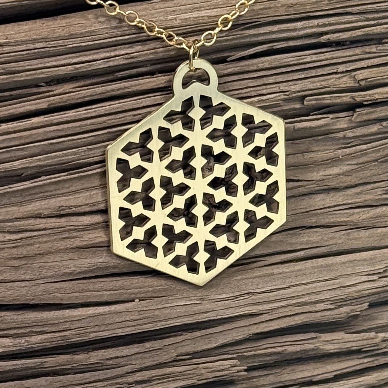 Cartoon Snowflake Pendant