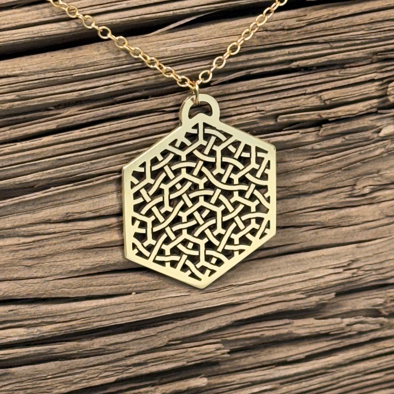 Honeycomb Vines Woven Pendant